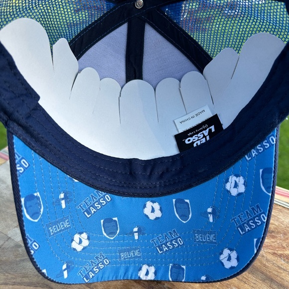 🎉HOST PICK🎉NWT A.F.C Richmond Hat Ted Lasso Coach Beard Baseball Trucker Cap - Picture 2 of 8